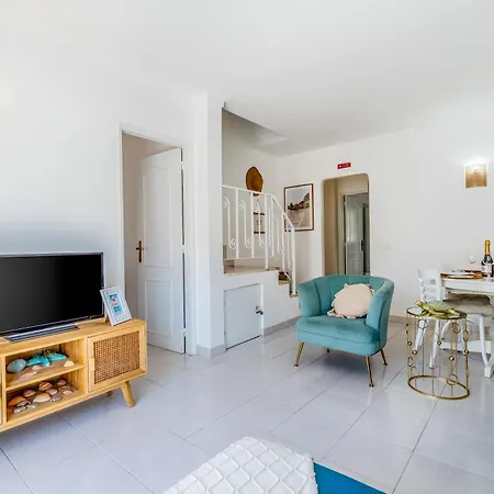 Apartamento In Old Town - 5 Min Walking To The
