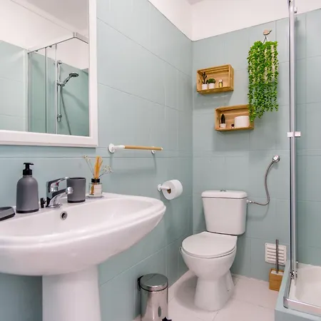 דירה In Old Town - 5 Min Walking To The *