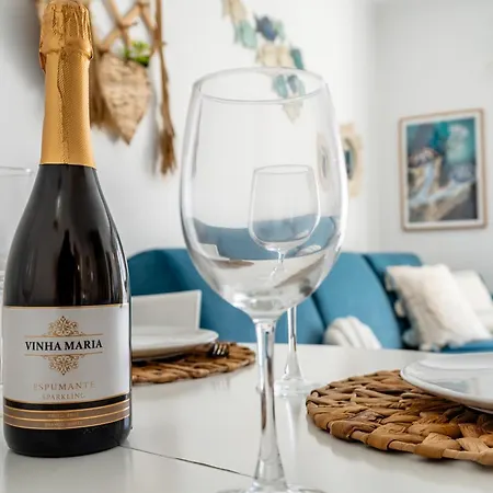 In Old Town - 5 Min Walking To The דירה