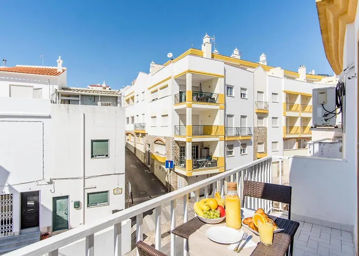 Apartment In Old Town - 5 Min Walking To The