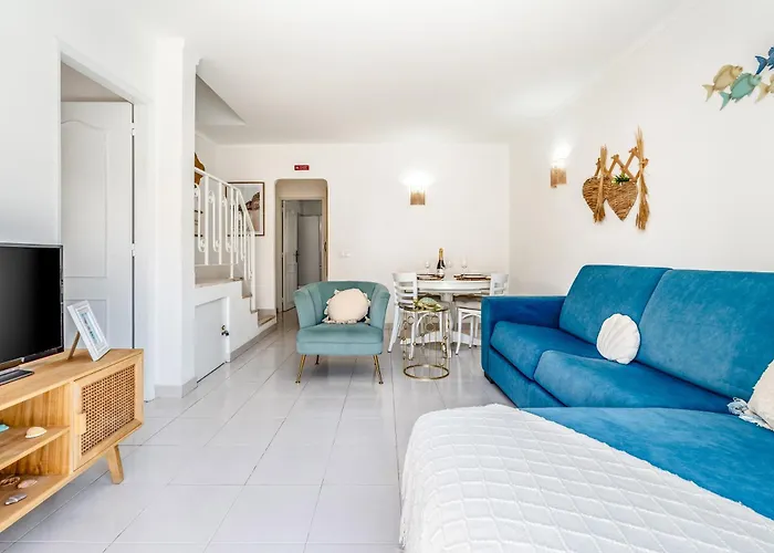 Apartment In Old Town - 5 Min Walking To The Albufeira